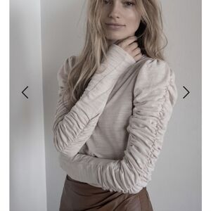 We the Free‎ Natasha tee in Ivory Sand Small